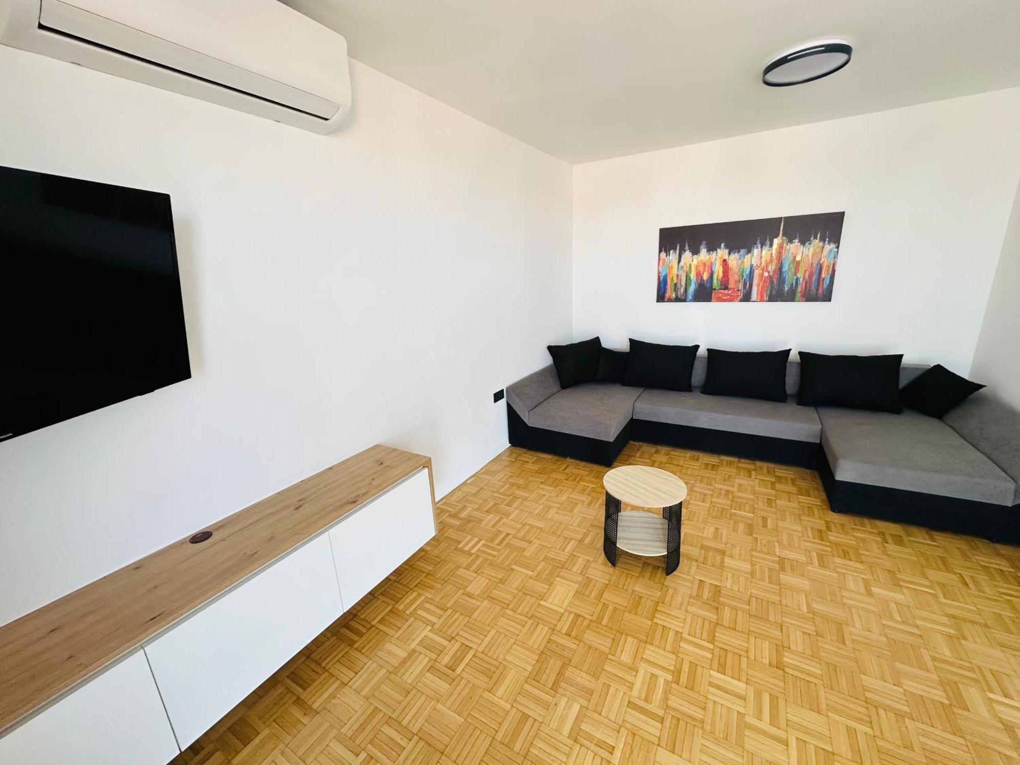 Luxury Subito